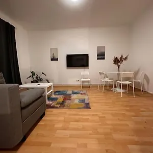 Mit Balkon Im Stadtzentrum Apartment